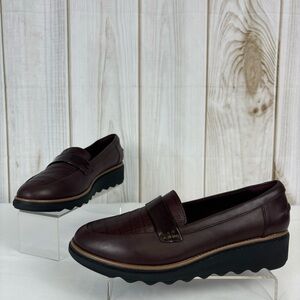 Clarks Loafers Leather Lightweight Comfort Platform Wedge Shoes Burgundy Size 9W
